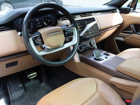 Used 2023 Land Rover Range Rover SE AWD/4WD image 9