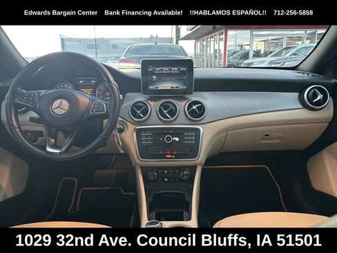 Used 2015 Mercedes-Benz CLA 250 image 12