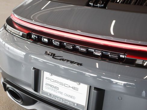 Used 2025 Porsche 911 Carrera image 32