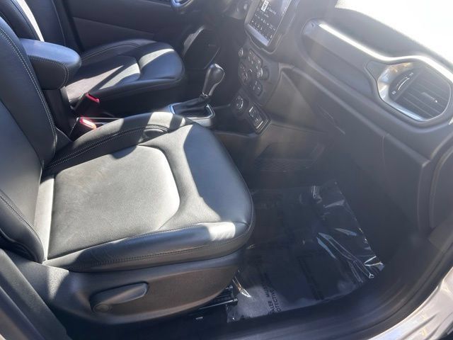 Used 2021 Jeep Renegade Limited w/ Sun & Sound Group AWD/4WD image 20