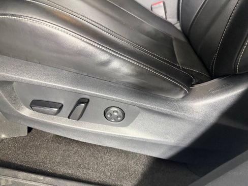 Used 2023 INFINITI QX60 Sensory w/ Cargo Package FWD image 21