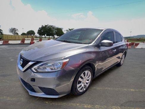 Used 2019 Nissan Sentra S FWD image 4