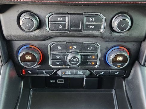 Used 2022 Chevrolet Tahoe RST w/ Luxury Package image 18