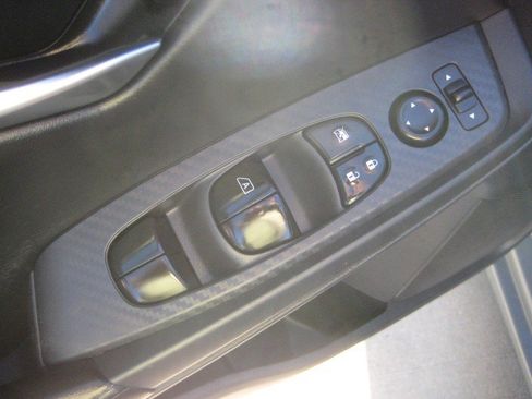 Used 2024 Nissan Sentra SV w/ All-Weather Package FWD image 14