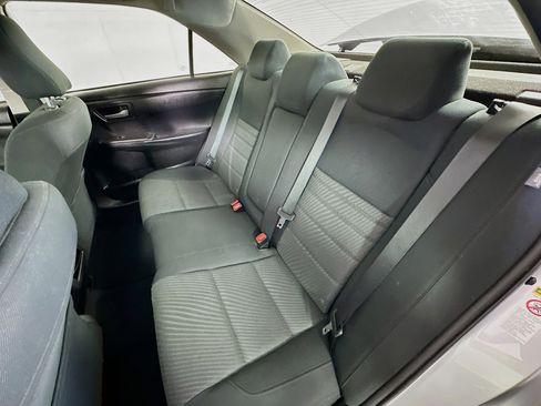 Used 2017 Toyota Camry LE image 25