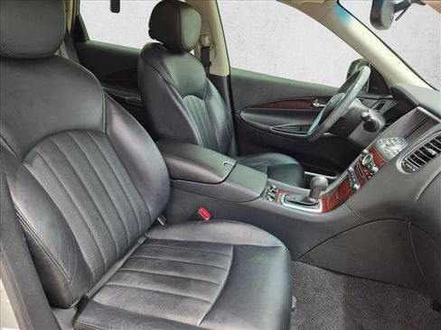 Used 2017 INFINITI QX50 2WD w/ Technology Package image 22