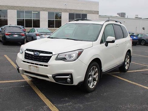 Used 2018 Subaru Forester 2.5i Touring w/ Popular Package #2 AWD/4WD image 2