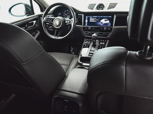 Used 2022 Porsche Macan AWD/4WD image 36