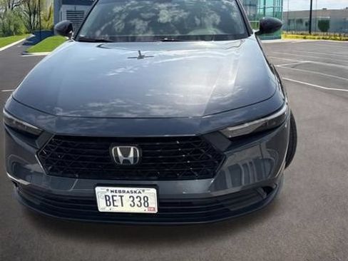 Used 2025 Honda Accord SE image 3