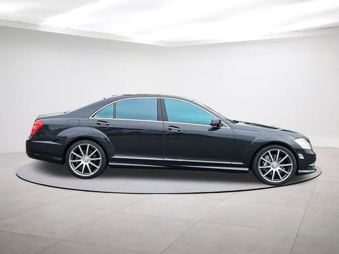 Used 2011 Mercedes-Benz S 550 image 8
