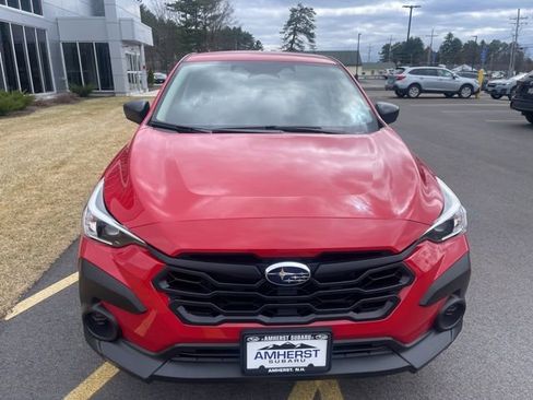 Used 2025 Subaru Crosstrek 2.0i AWD/4WD image 2