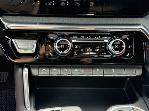 New 2026 GMC Sierra 1500 Denali AWD/4WD image 27