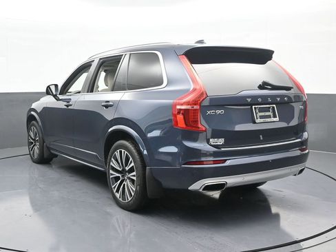 Used 2020 Volvo XC90 T5 Momentum w/ Protection Package image 4