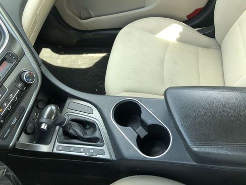 Used 2015 Kia Optima LX w/ LX Convenience Package image 26