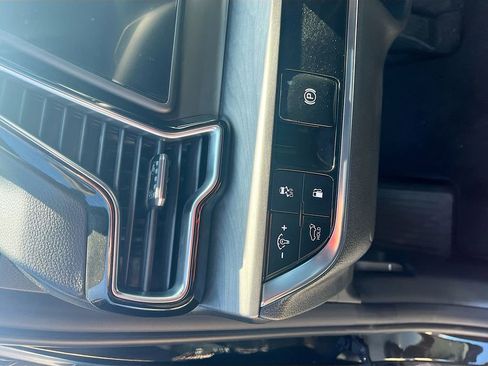 Used 2025 Kia Sportage X-Line image 10