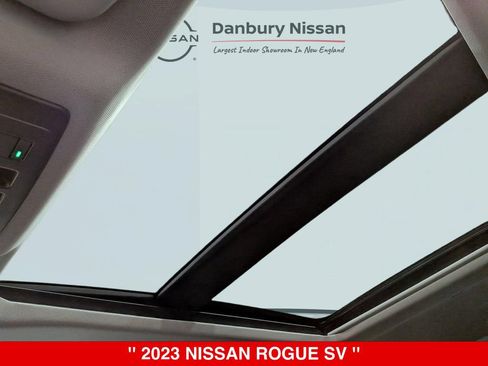 Used 2023 Nissan Rogue SV w/ SV Premium B Package AWD/4WD image 26