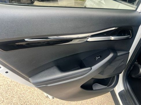 Certified 2023 Kia Seltos S AWD/4WD image 10