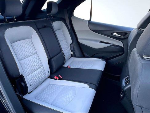 Used 2020 Chevrolet Equinox LS w/ LS Convenience Package image 28