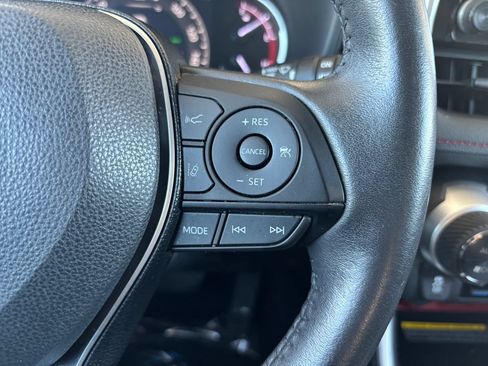 Used 2020 Toyota RAV4 TRD Off-Road AWD/4WD image 12