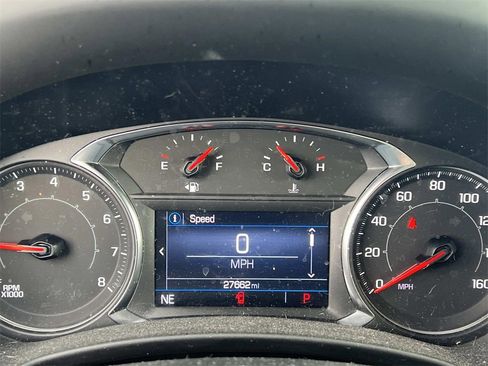 Certified 2023 GMC Terrain SLE w/ Driver Convenience Package image 10