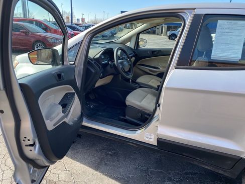 Used 2019 Ford EcoSport S image 15