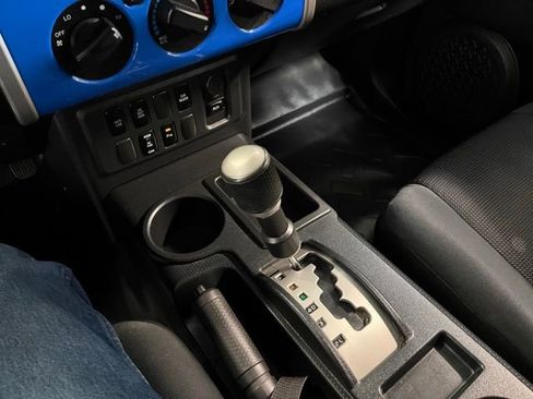 Used 2008 Toyota FJ Cruiser 2WD image 28