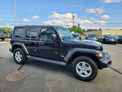 Used 2021 Jeep Wrangler Unlimited Sport image 18