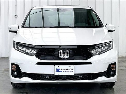 New 2026 Honda Odyssey Touring image 3