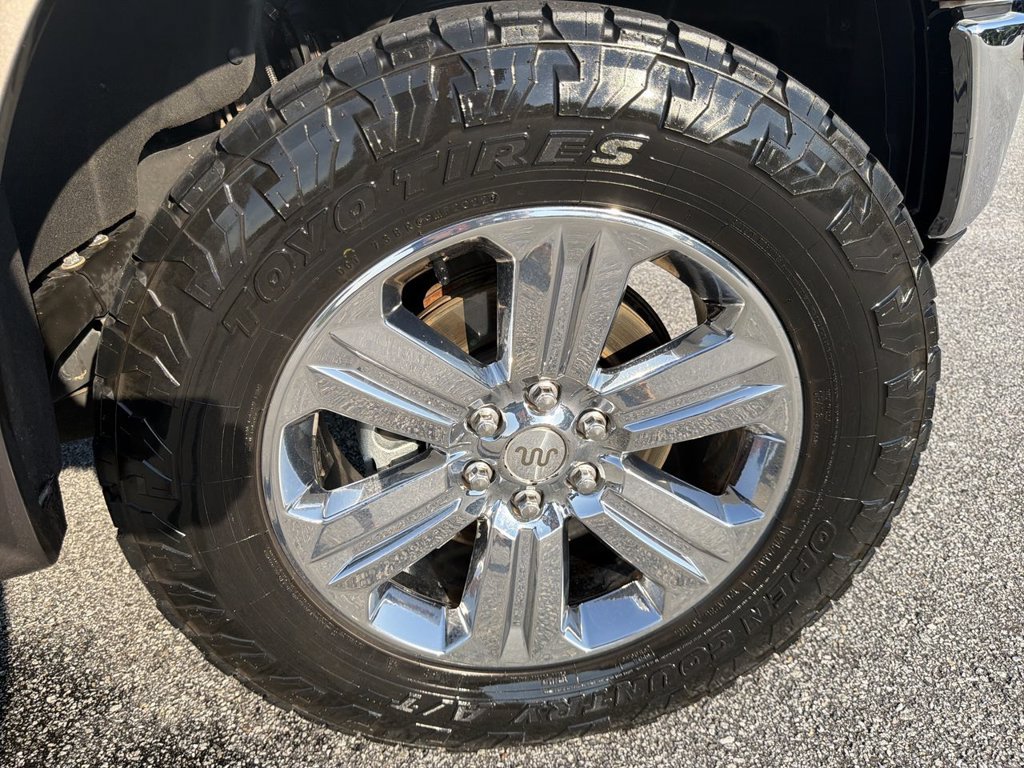 Used 2018 Ford F150 King Ranch w/ Equipment Group 601A Luxury AWD/4WD image 34