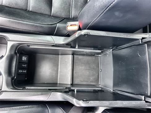 Certified 2018 Honda CR-V Touring image 27