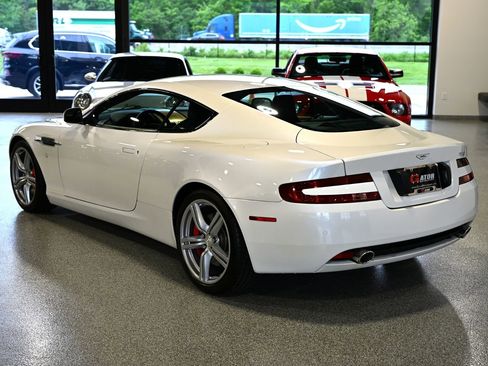 Used 2009 Aston Martin DB9 Coupe RWD image 6