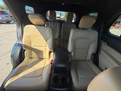 Used 2016 Ford Explorer Limited w/ Equipment Group 301A AWD/4WD image 17