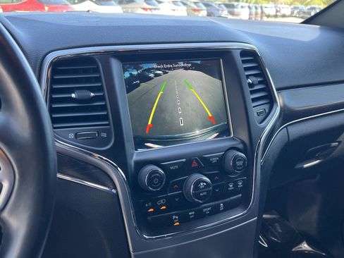 Used 2018 Jeep Grand Cherokee Limited w/ Luxury Group II AWD/4WD image 36