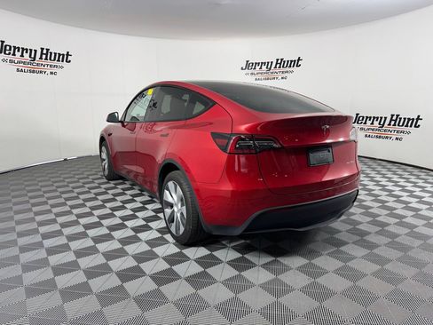 Used 2023 Tesla Model Y Long Range image 10
