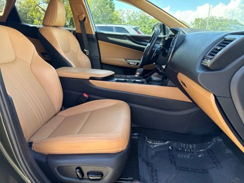 Used 2025 Lexus NX 250 FWD w/ Accessory Package (Z2) image 15