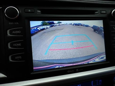 Used 2015 Toyota Highlander XLE AWD/4WD image 20