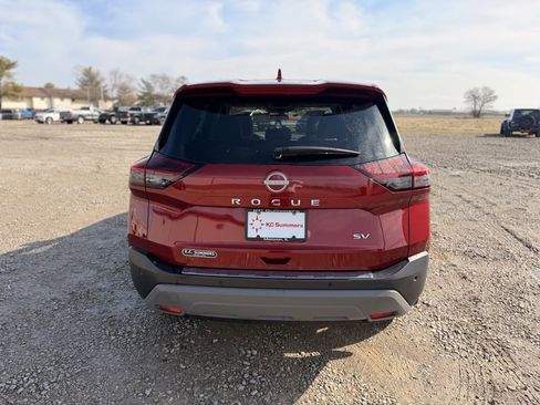 Certified 2023 Nissan Rogue SV image 7
