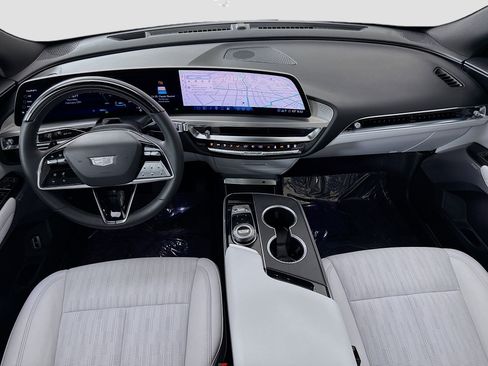 Used 2025 Cadillac Lyriq Sport image 25