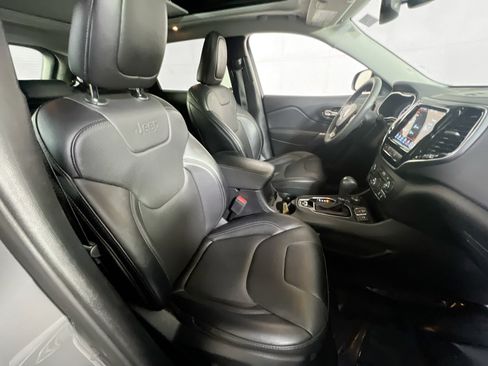 Used 2022 Jeep Cherokee Limited image 27