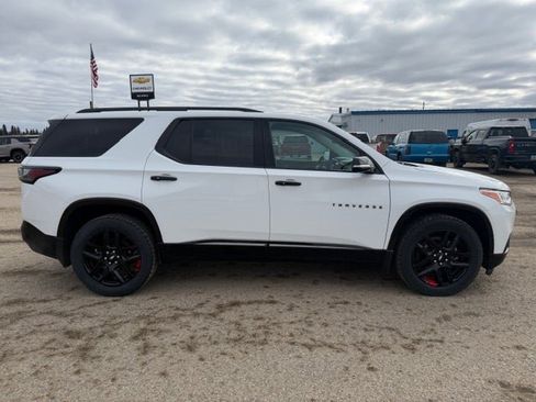 Used 2019 Chevrolet Traverse Premier w/ Redline Edition AWD/4WD image 8