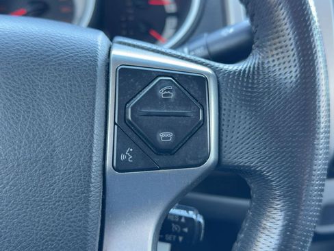 Used 2015 Toyota Tacoma PreRunner image 14
