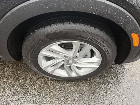 Used 2025 Buick Envista Preferred image 9