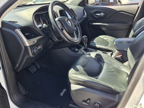 Used 2015 Jeep Cherokee Limited image 13