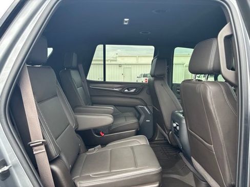 Used 2022 GMC Yukon Denali AWD/4WD image 15