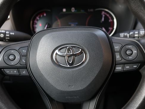 Certified 2024 Toyota RAV4 XLE FWD image 25
