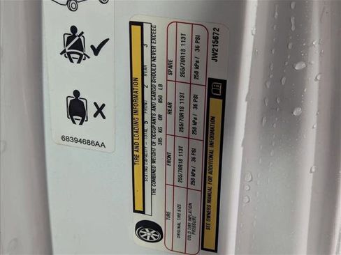 Used 2018 Jeep Wrangler Unlimited Sahara image 21