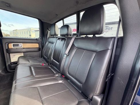 Used 2011 Ford F150 Lariat w/ Lariat Chrome Pkg image 21