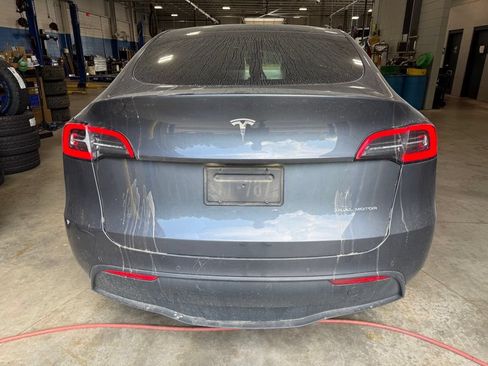 Used 2020 Tesla Model Y Long Range AWD/4WD image 5