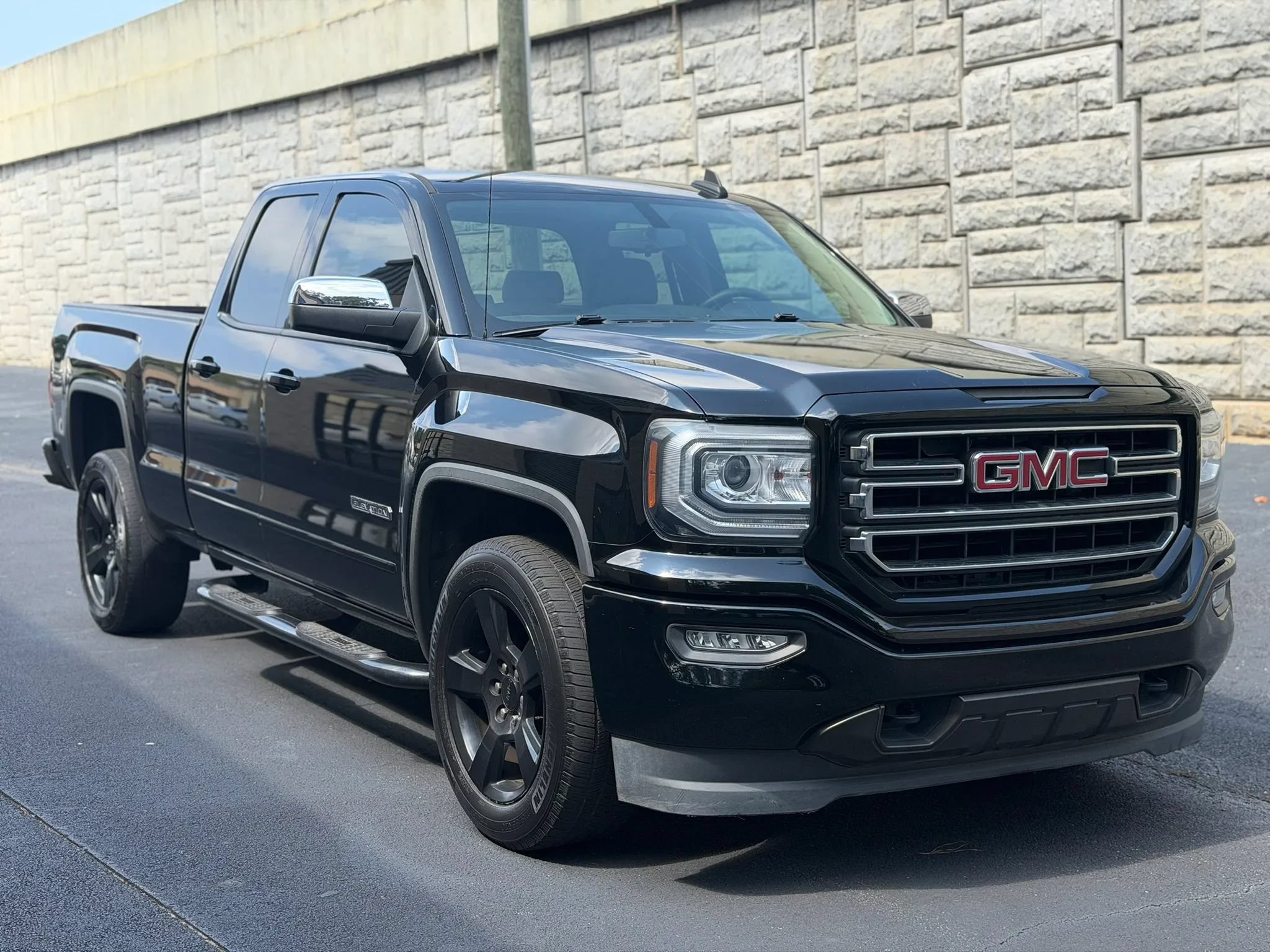 Used 2019 GMC Sierra 1500 Limited w/ Elevation Edition RWD image 5
