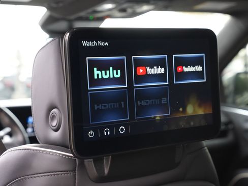 Certified 2024 Cadillac Escalade ESV V w/ Heavy-Duty Trailer Package image 16